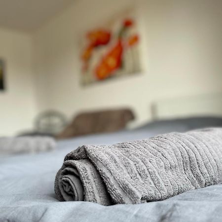 Апартаменты Schoene Zentrale Zimmer In Вильгельмсхафен Экстерьер фото