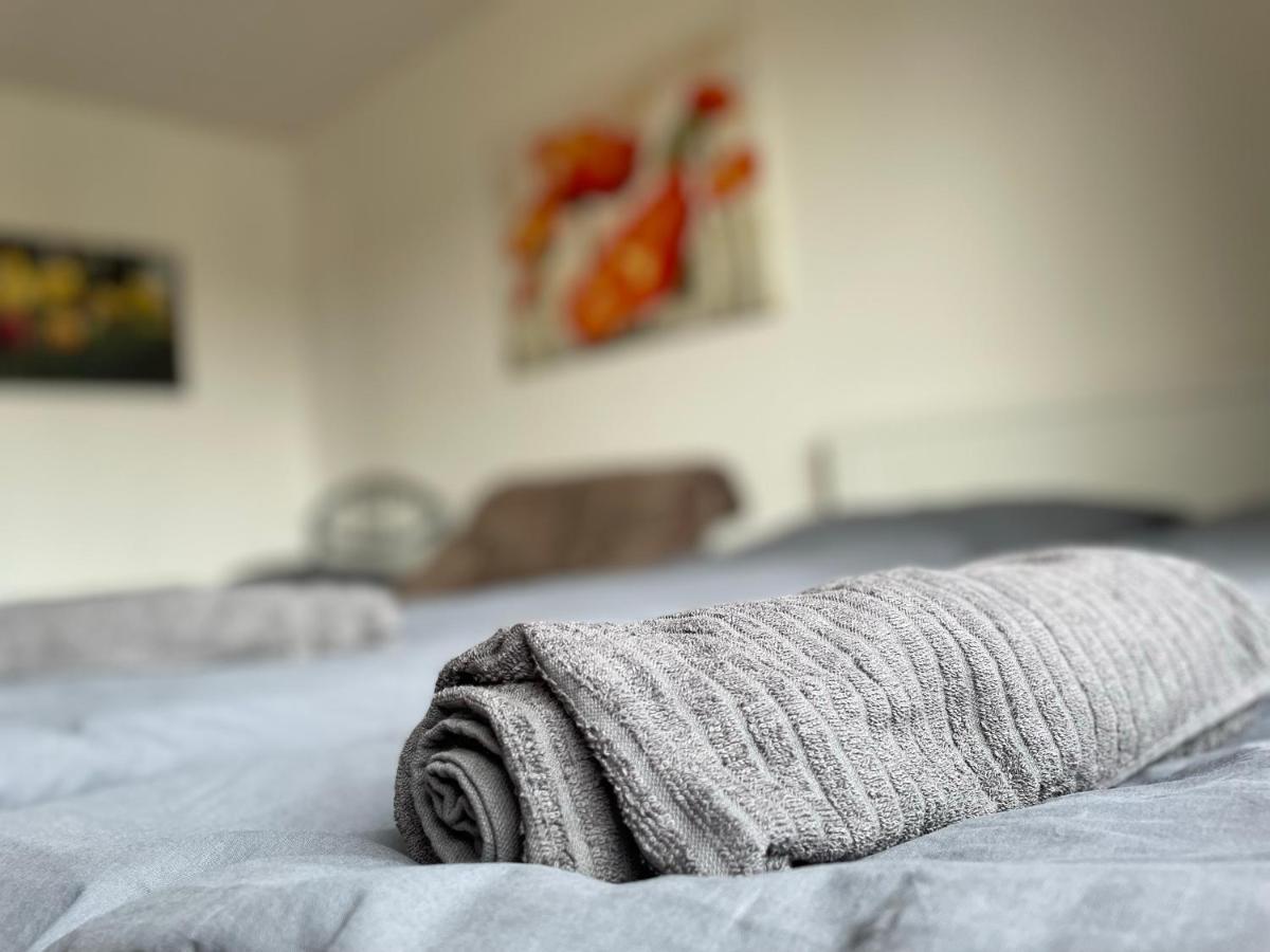 Апартаменты Schoene Zentrale Zimmer In Вильгельмсхафен Экстерьер фото