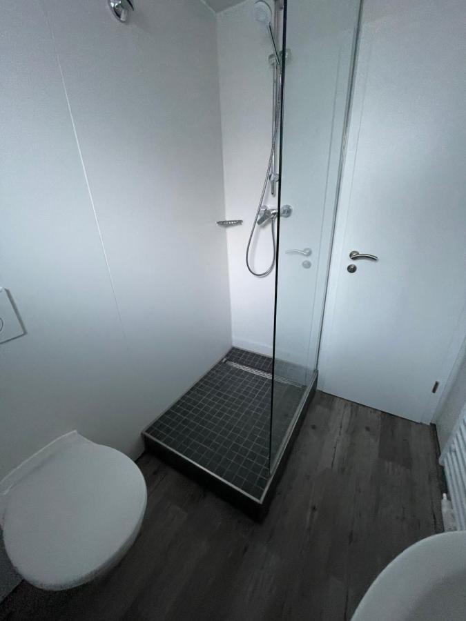 Апартаменты Schoene Zentrale Zimmer In Вильгельмсхафен Экстерьер фото