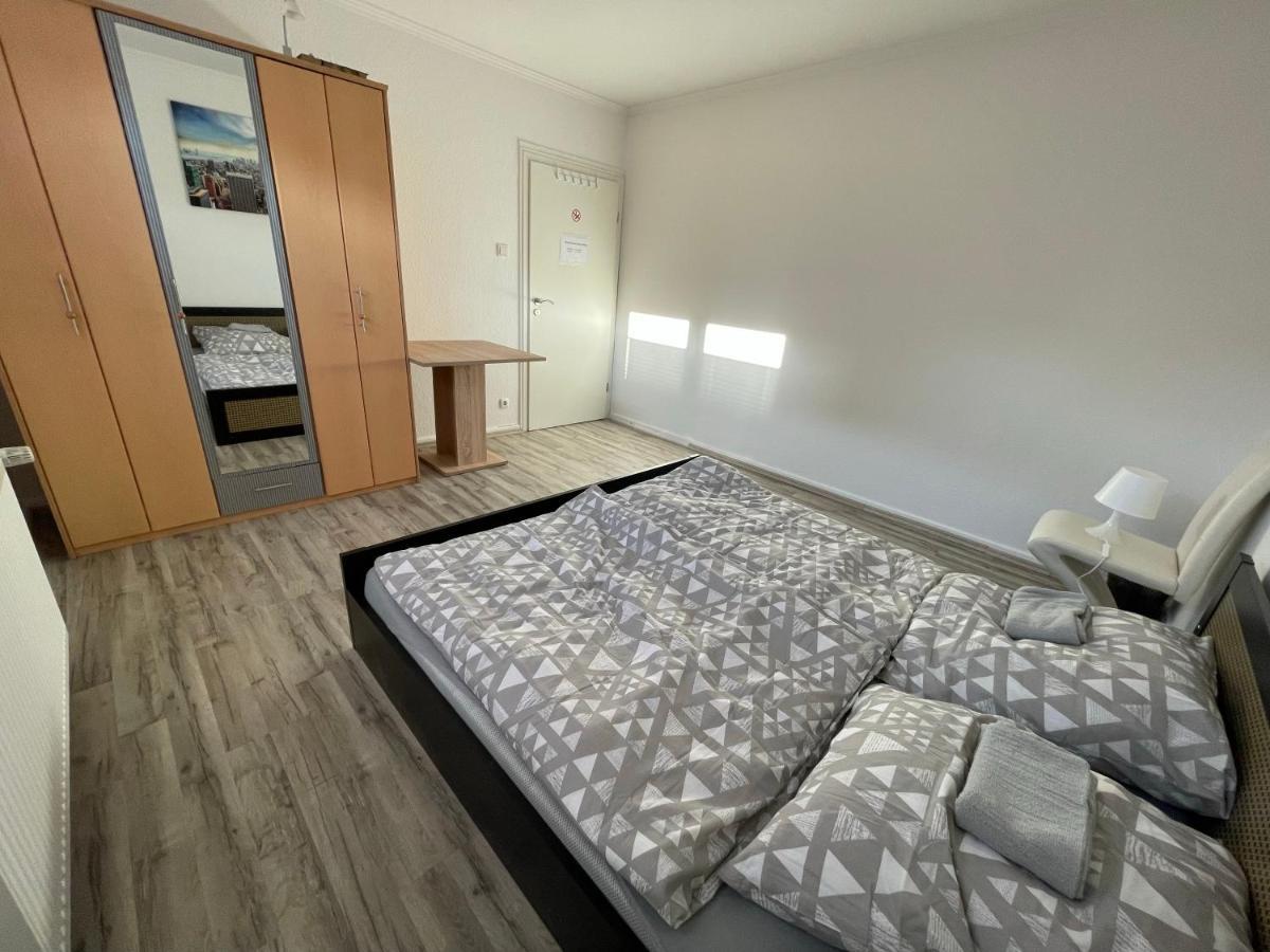Апартаменты Schoene Zentrale Zimmer In Вильгельмсхафен Экстерьер фото