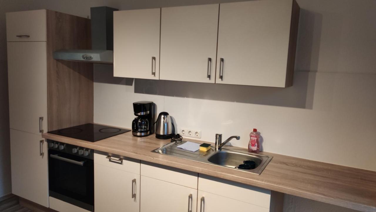 Апартаменты Schoene Zentrale Zimmer In Вильгельмсхафен Экстерьер фото