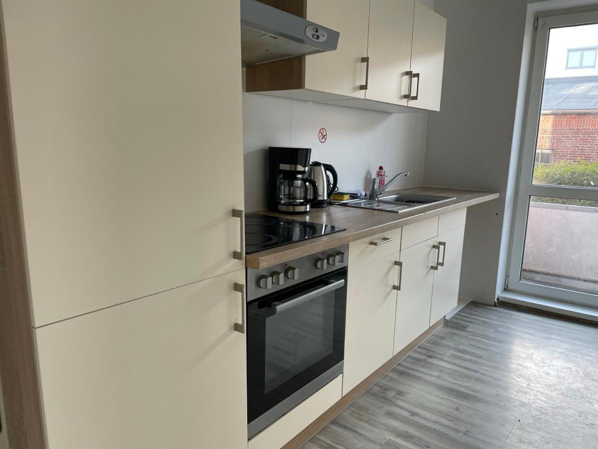 Апартаменты Schoene Zentrale Zimmer In Вильгельмсхафен Экстерьер фото
