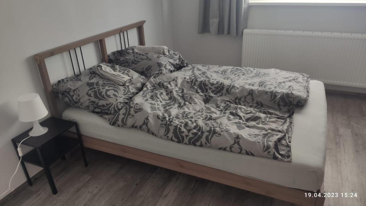 Апартаменты Schoene Zentrale Zimmer In Вильгельмсхафен Экстерьер фото